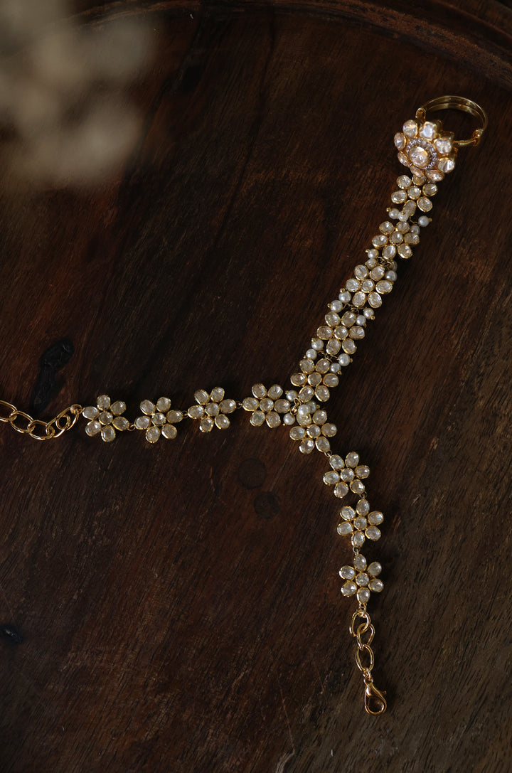 Ekantika Polki And Pearls Silver Hathphool