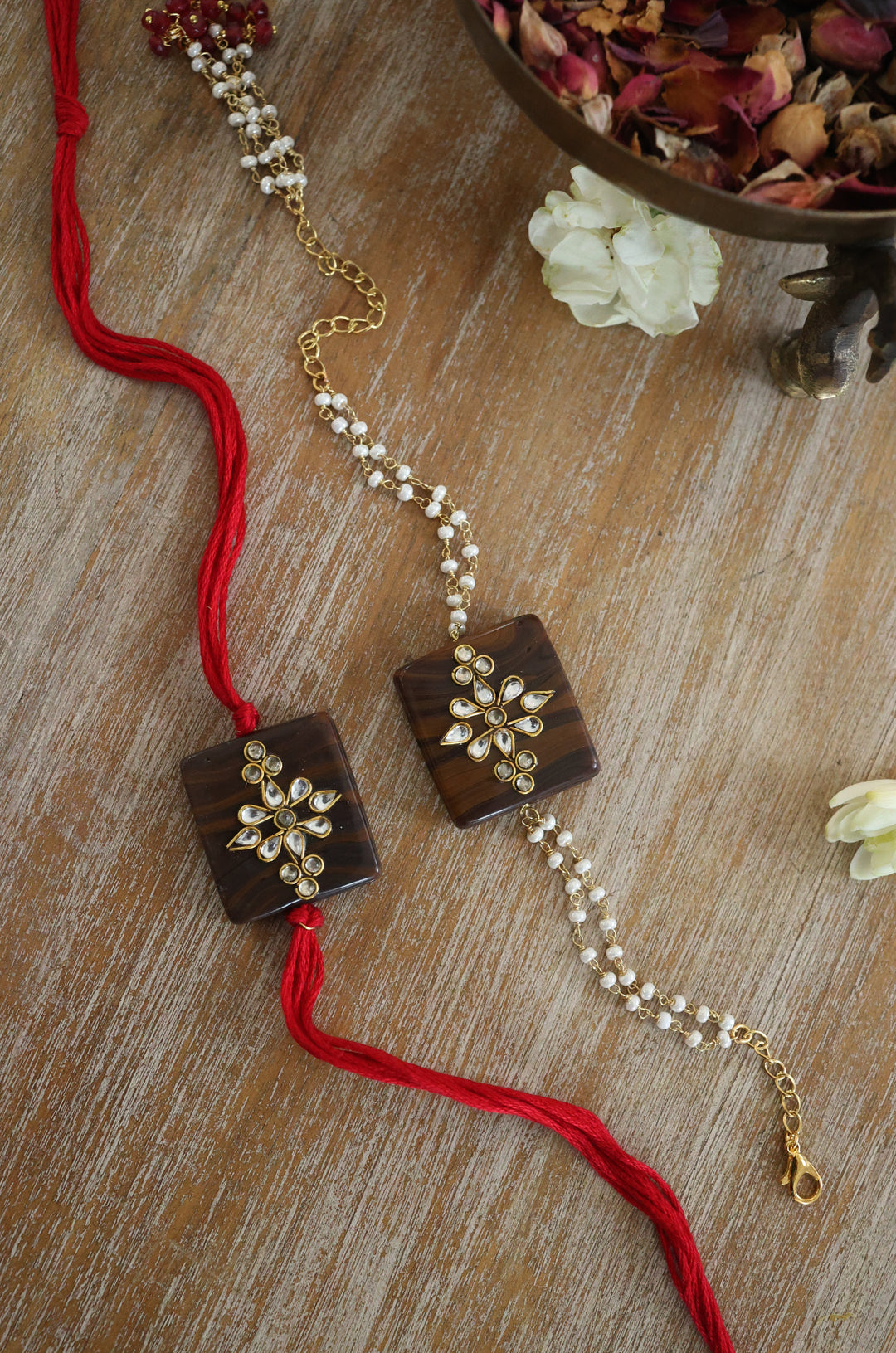 Jagvi Kundan Rakhi Lumba Set