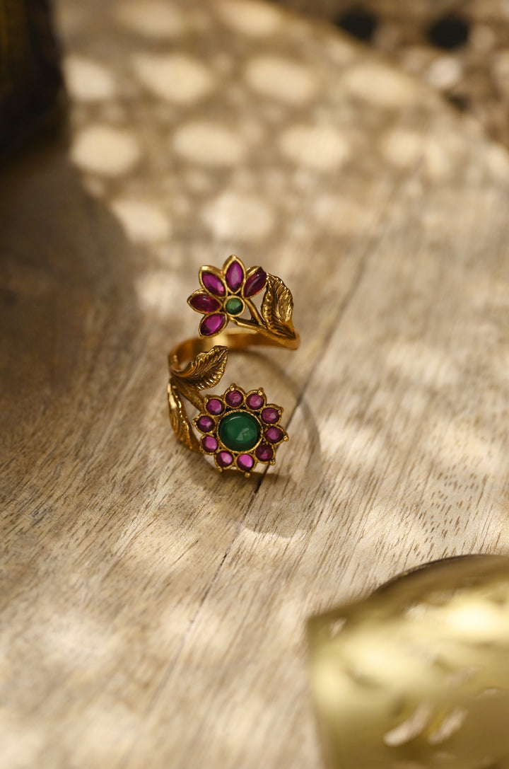 Binal Temple Work Floral Ring
