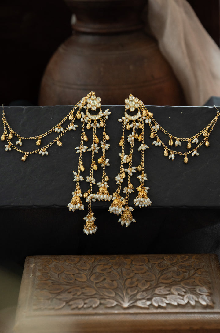 Anna Kundan Kaan Chain Earrings