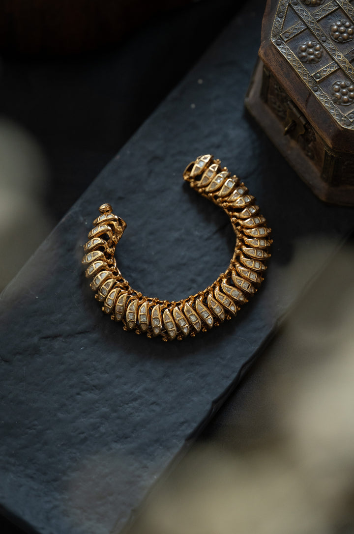 Yasmin Sutlada Polki Bangle