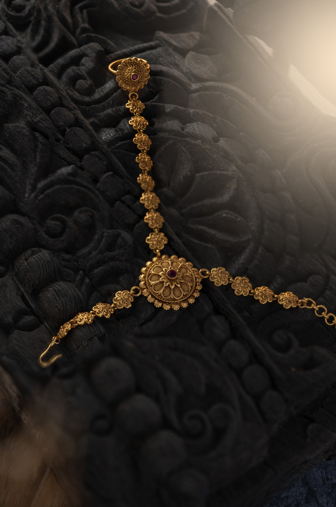 Veena Temple Hathphool Bracelet