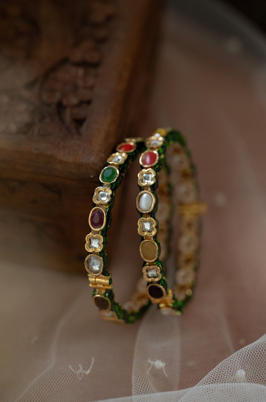 Sahiba Navrattan Kundan Bangles -