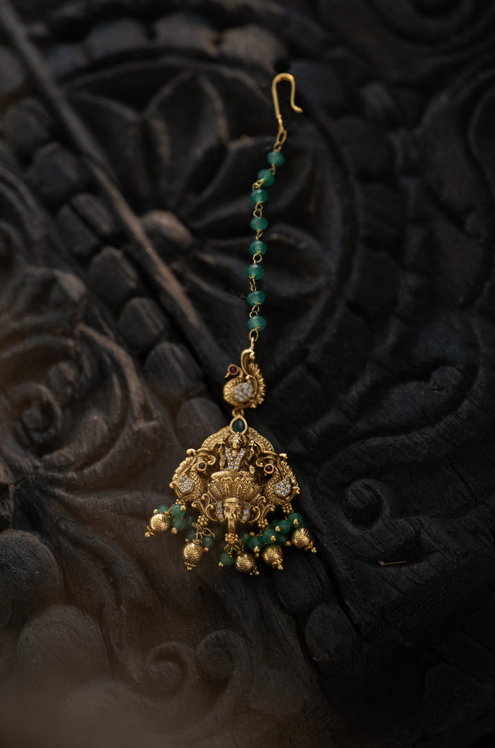 Hemangi Green Temple Work Maangtikka