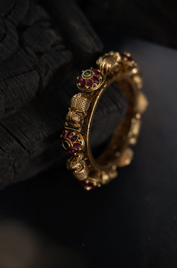 Urvi Temple Work Bangle