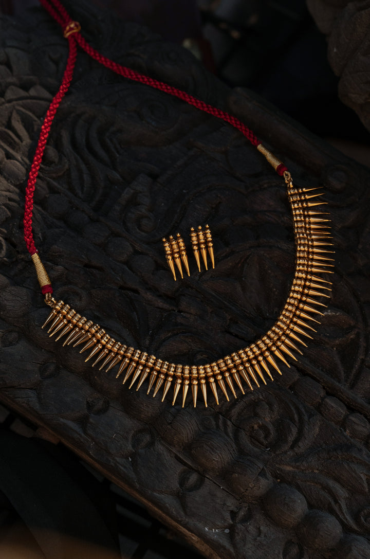 Ishwari Temple Necklace Set