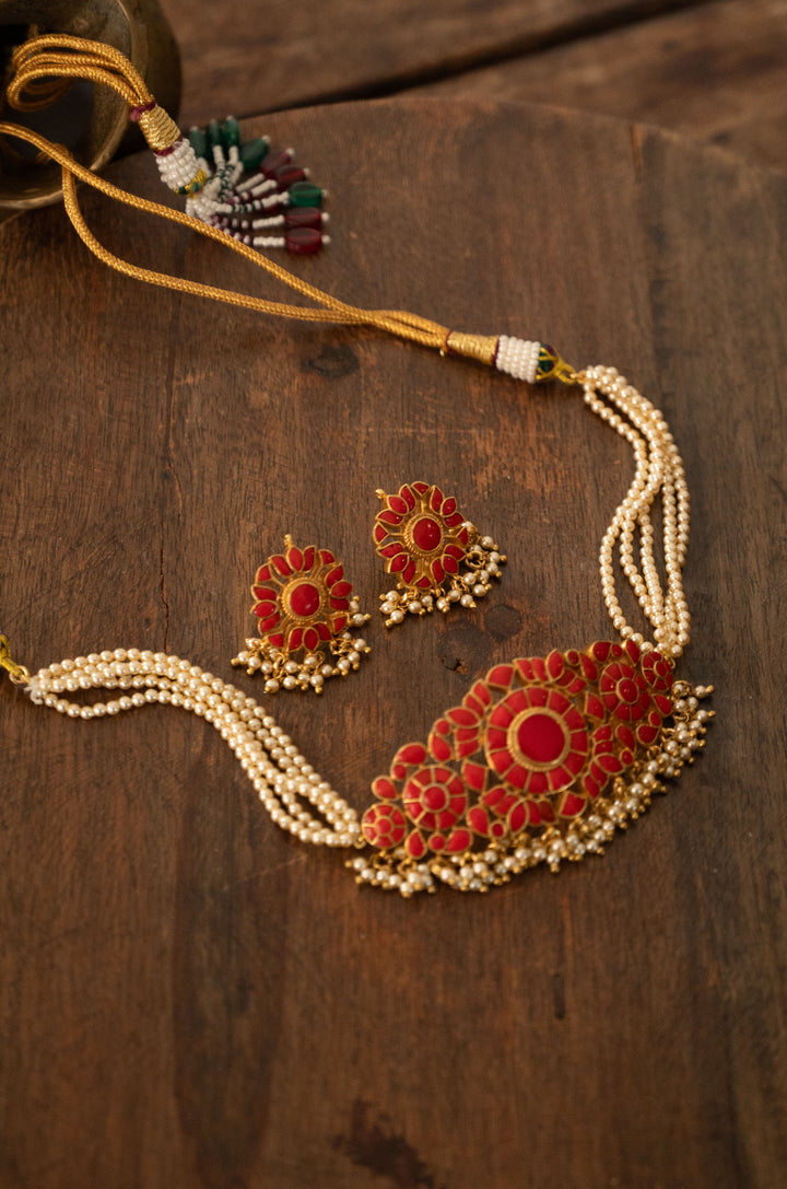 Aarohi Coral Necklace Set