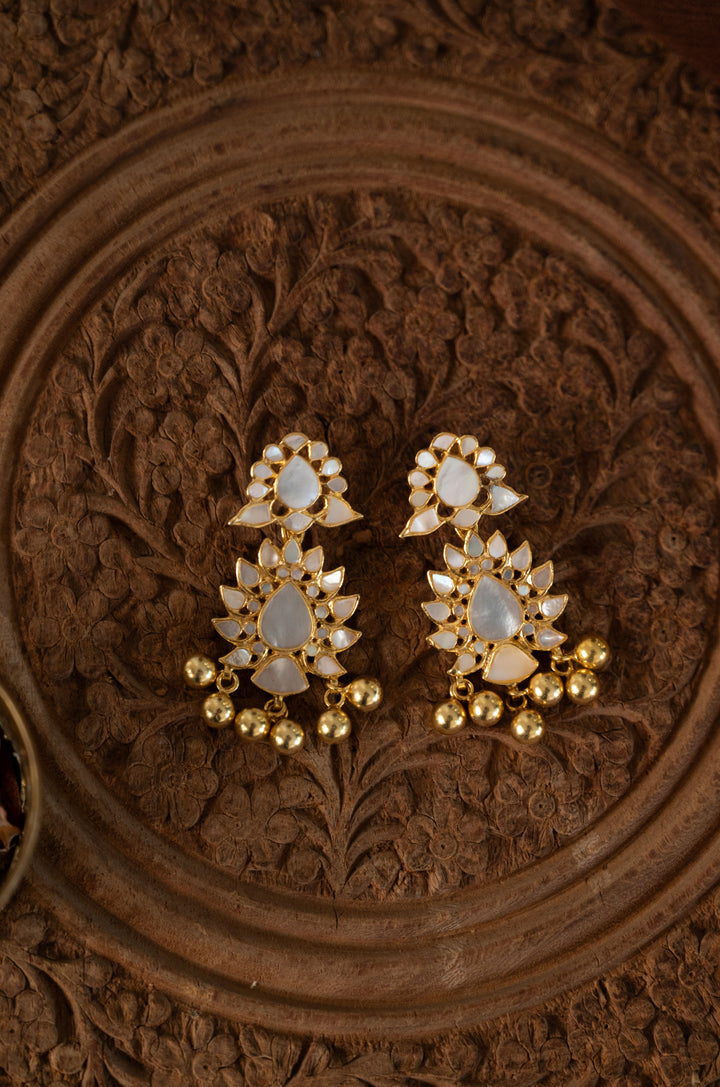 Tanisha Mother Of Pearl Silver Earrings