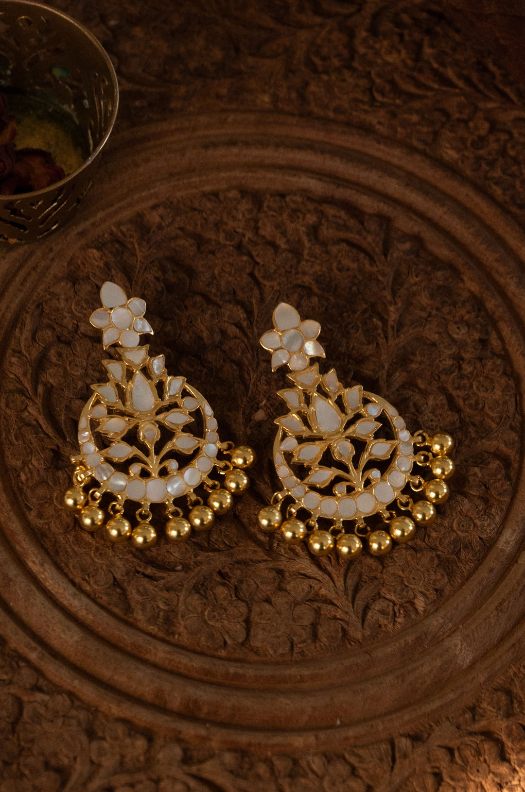 Zohra Mother Of Pearl Silver Earrings