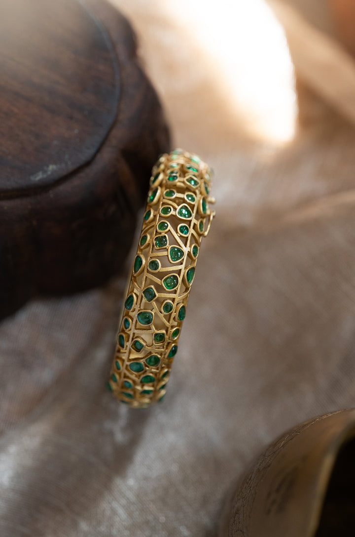 Anjuna Green Polki Bangle