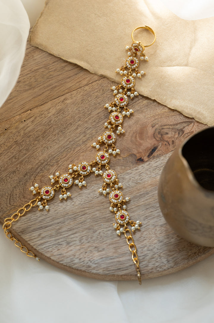 Jasika Red Kundan Hathphool