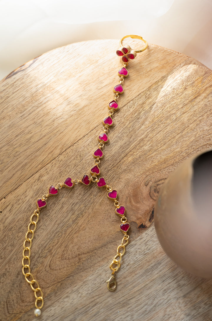 Veda Red Kundan Hathphool Bracelet