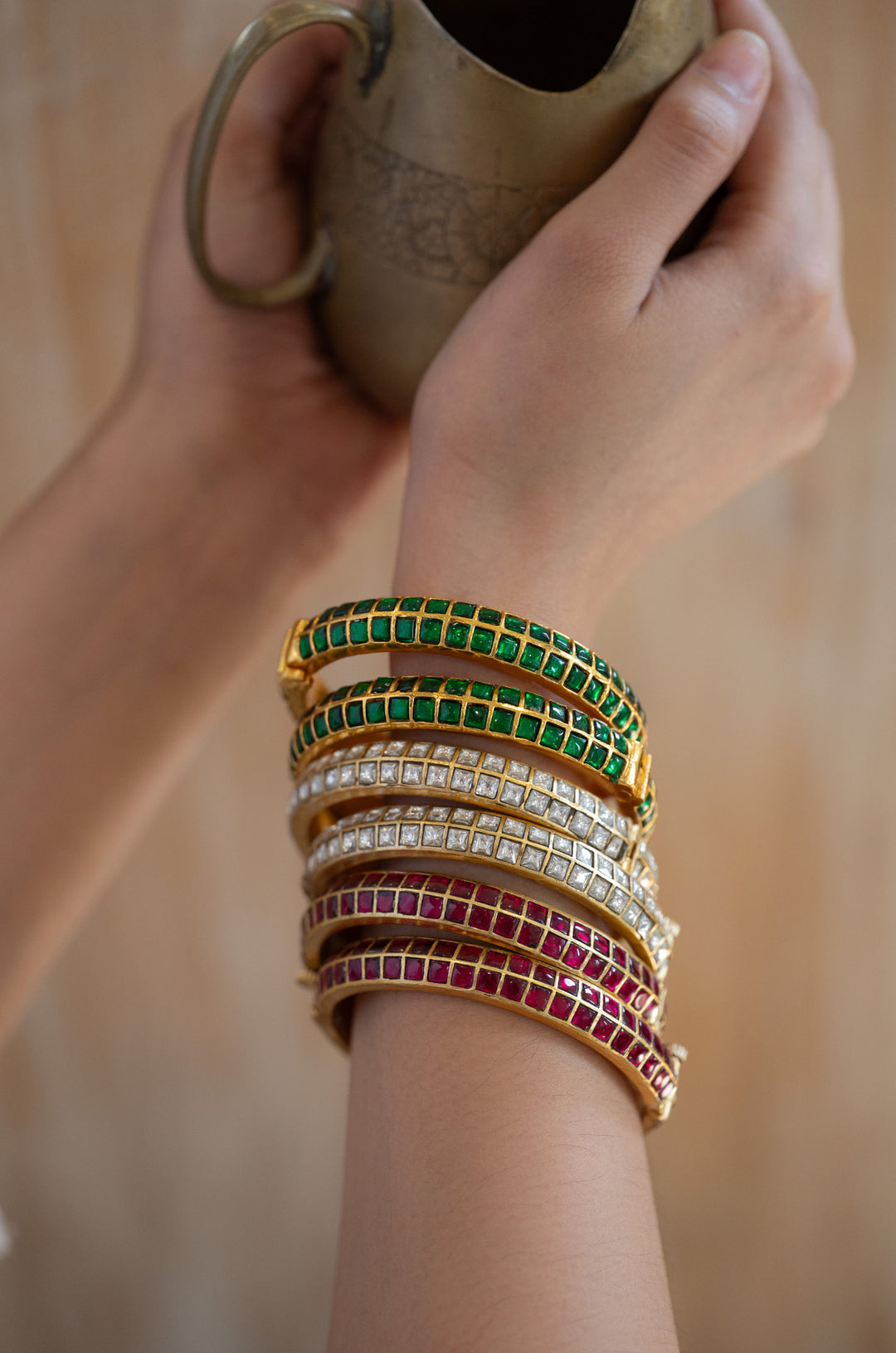 Vedika Kundan Bangles