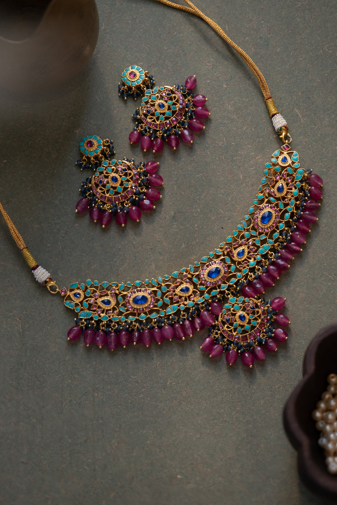 Shagufta Kundan Necklace Set