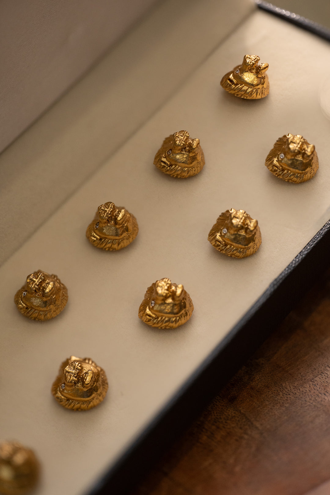 Lion Motif Buttons - Set of 12