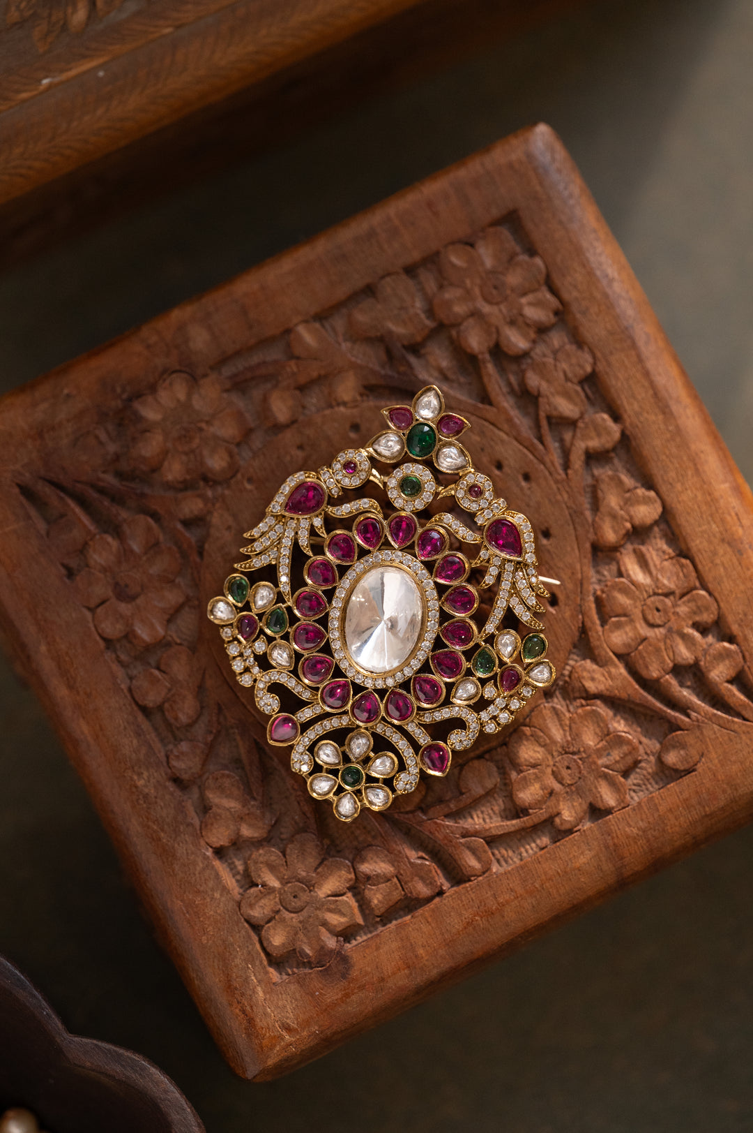 Jay Red Polki Brooch