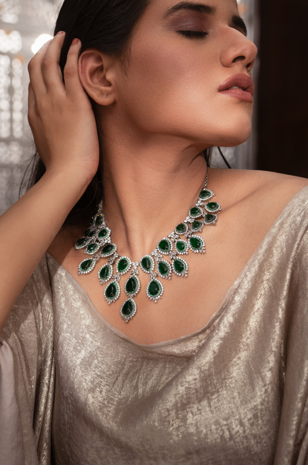 Willow Green Victorian Necklace Set