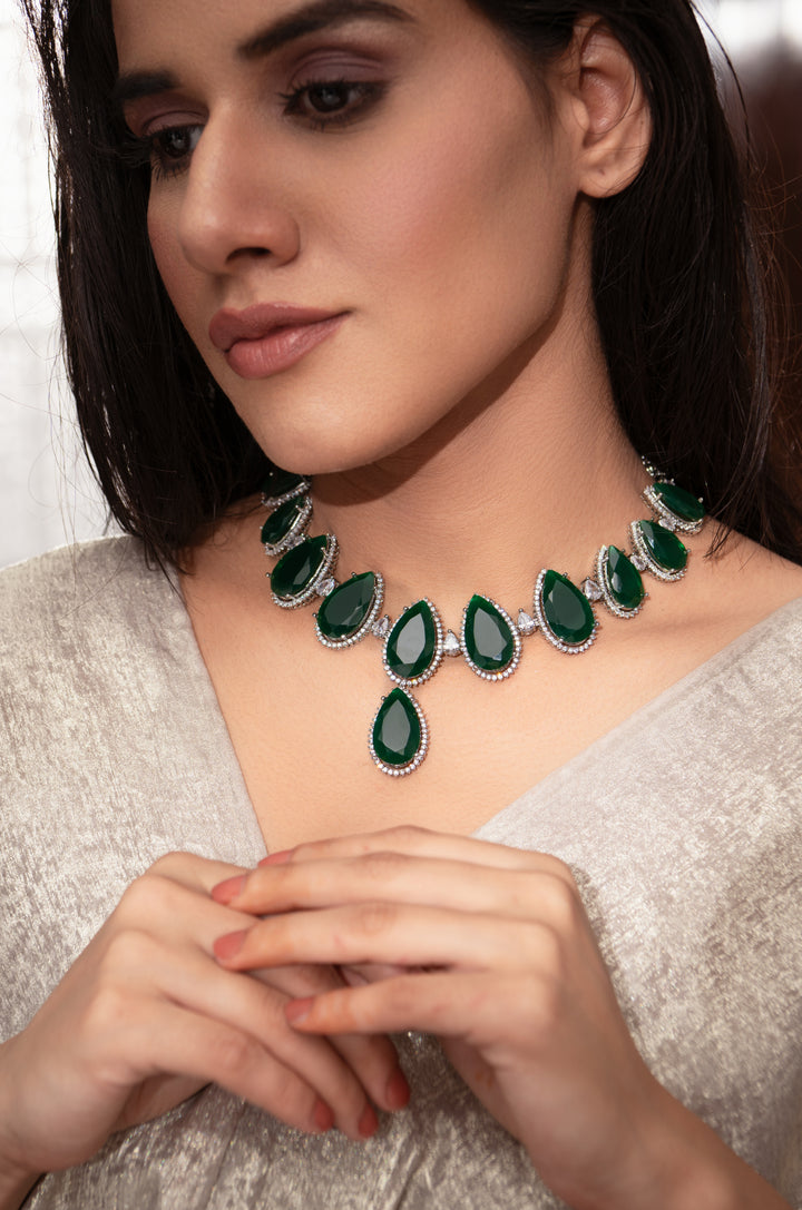 Julia Green Necklace Set