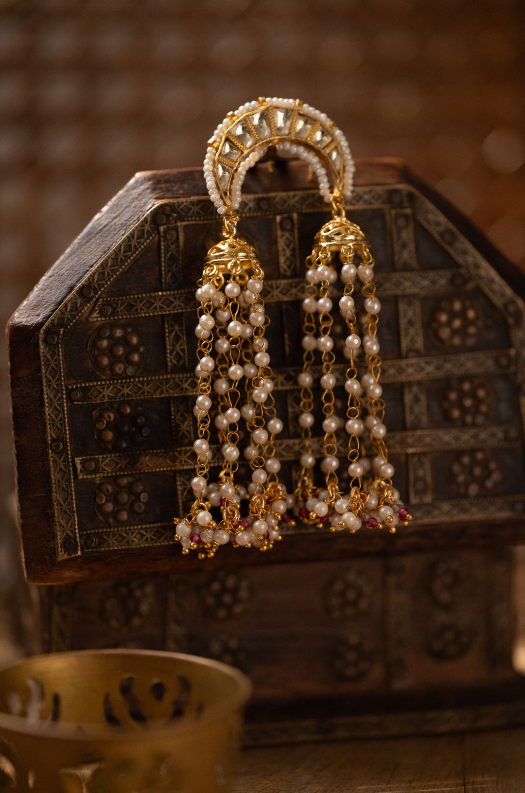 Chaand Kundan And Pearls Braid Pin