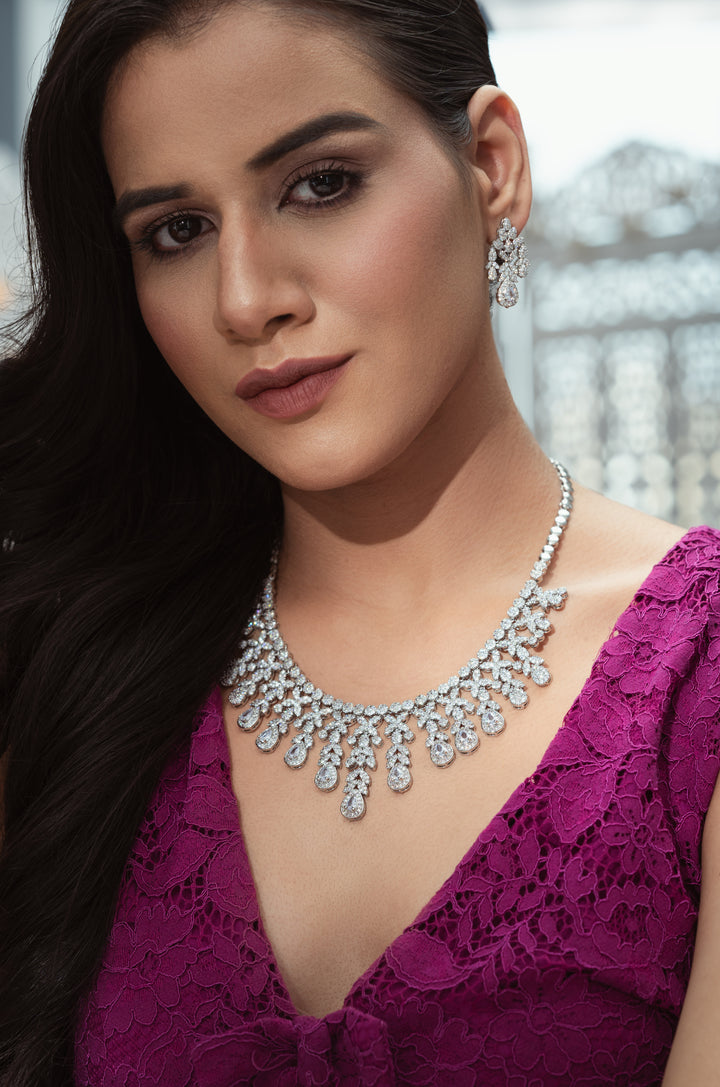 Ava Tear Drop Necklace Set