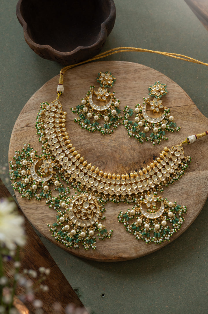 Effat Mint Kundan Necklace Set