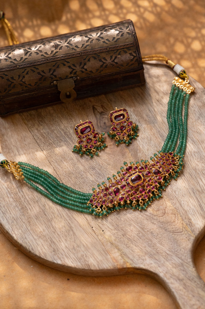Kangana Rhodolite Necklace Set