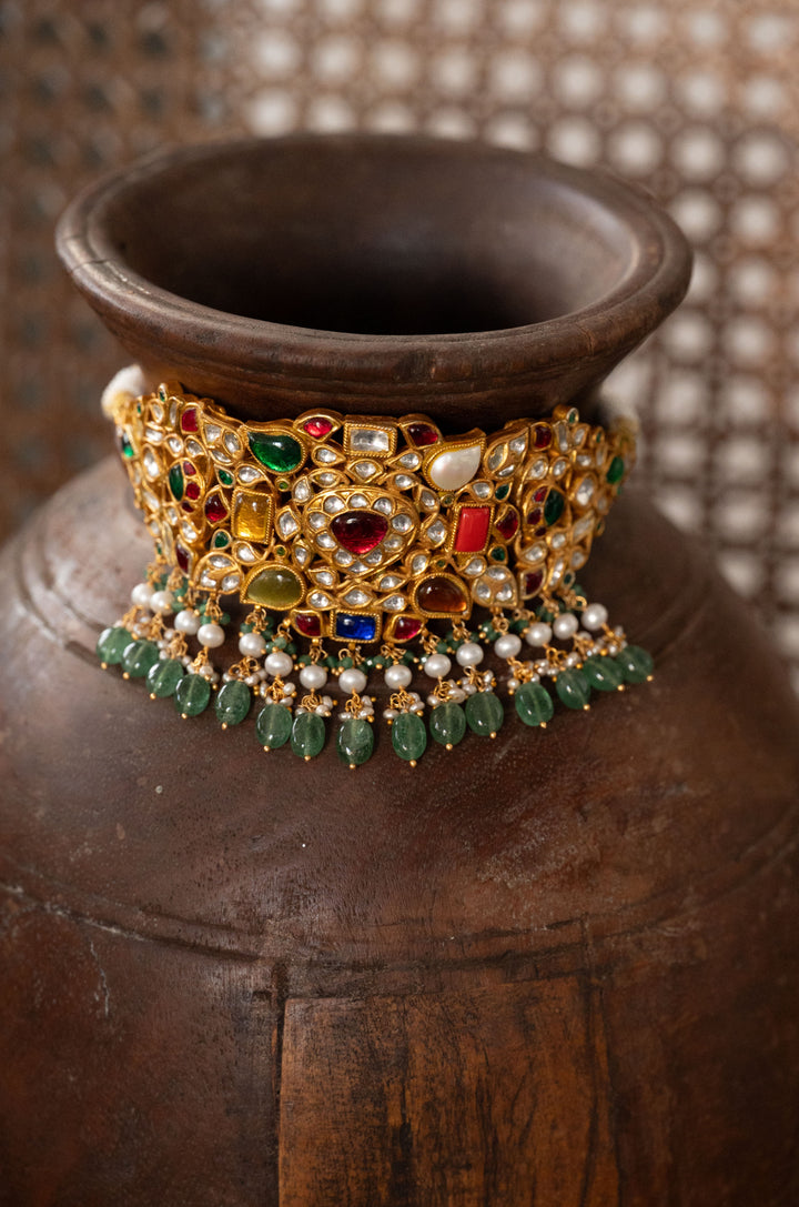 Orinda Navrattan Polki Silver Necklace