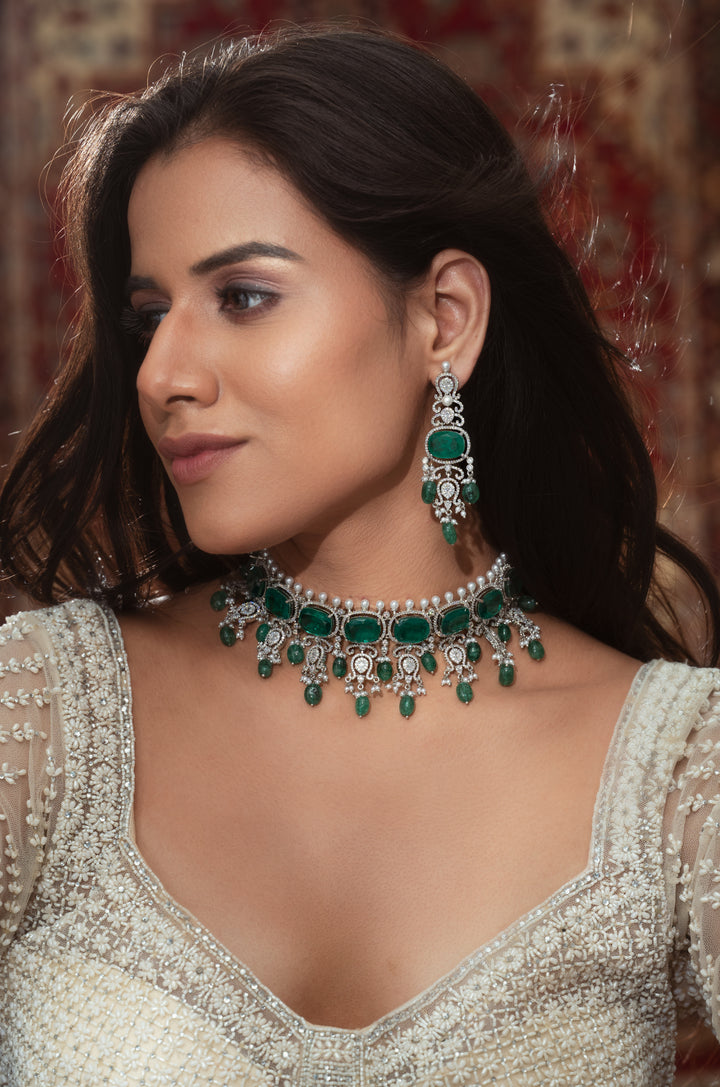 Artistry Green Choker Necklace Set