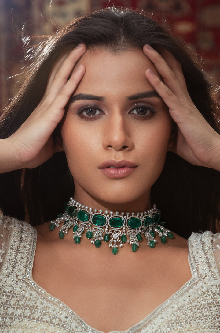 Artistry Green Choker Necklace Set