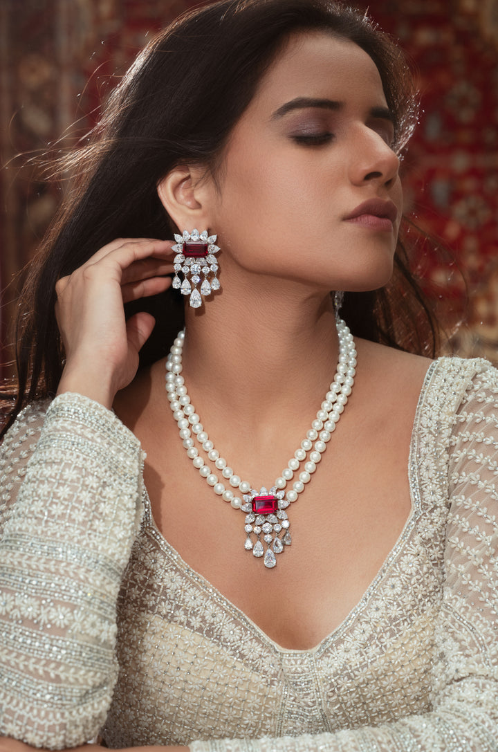 Myla Red Pearls Necklace Set