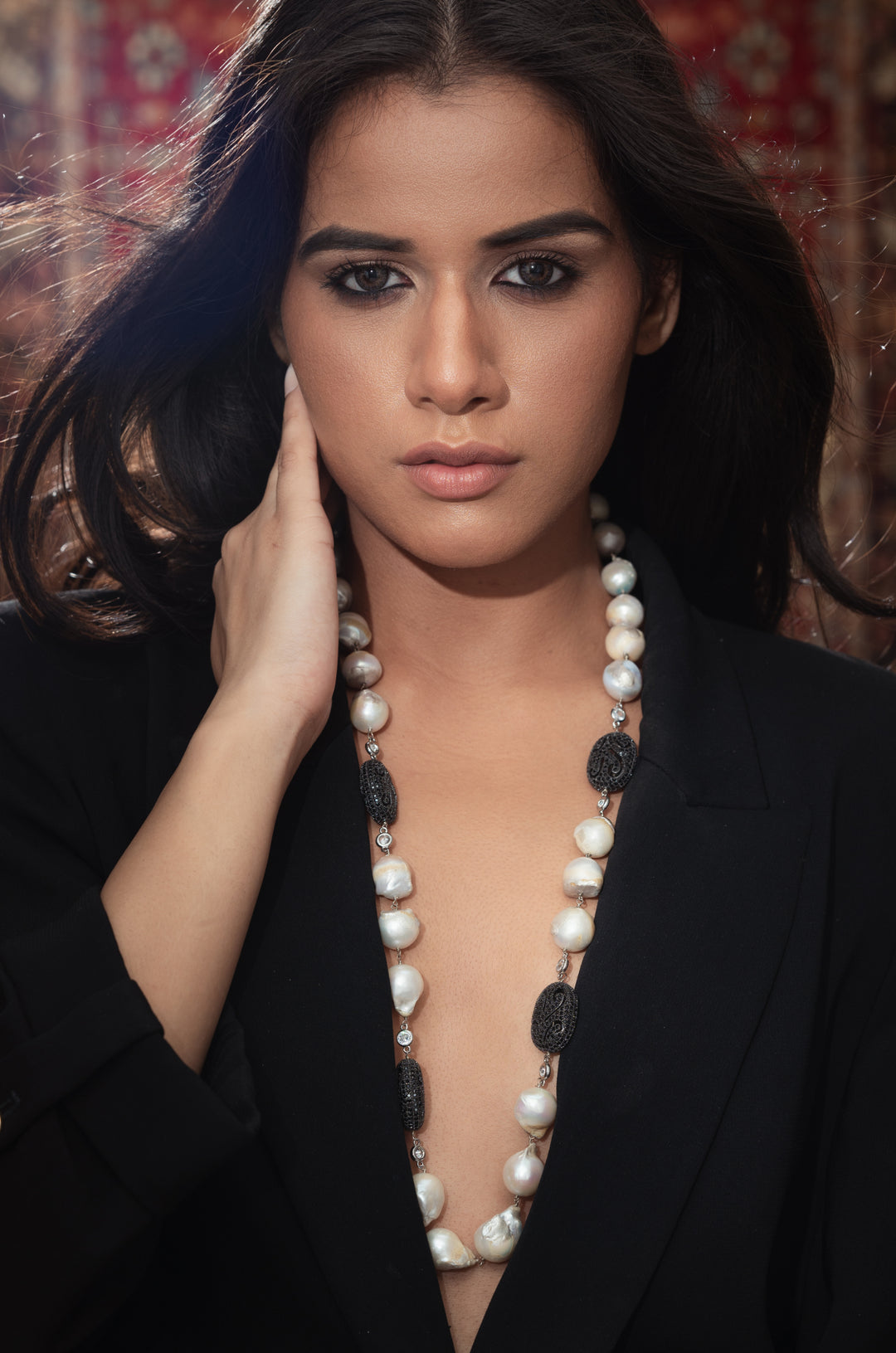 Theron Baroque Pearl Necklace