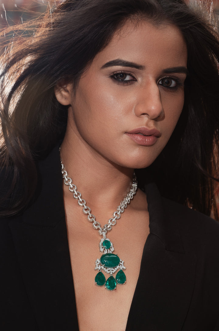 Anara Green Necklace Set