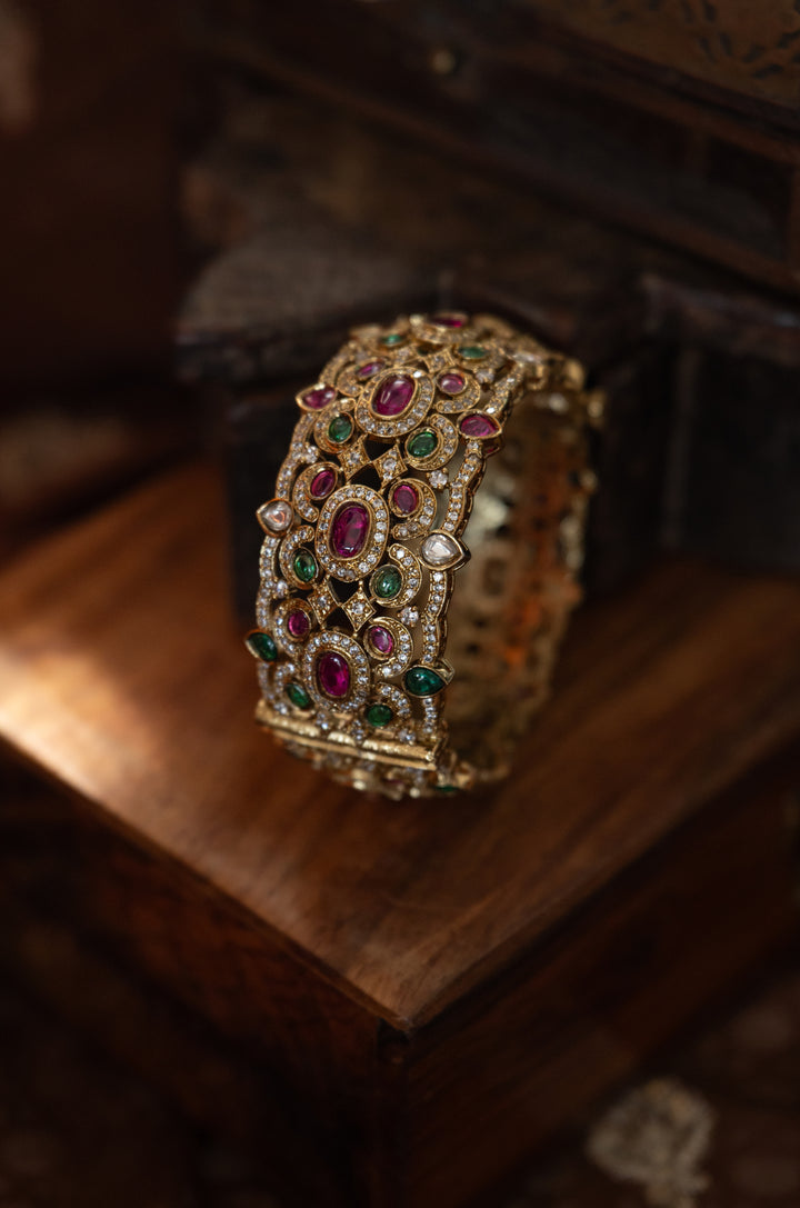 Viha Polki Bangle