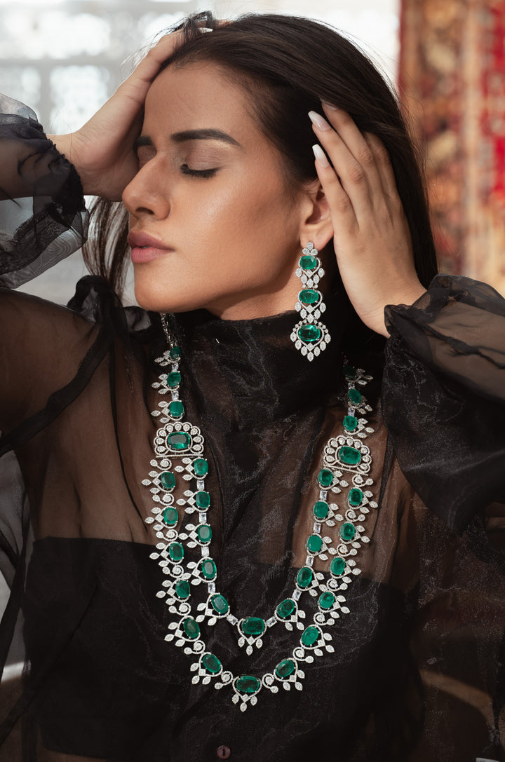 Avery Layered Green Necklace Set