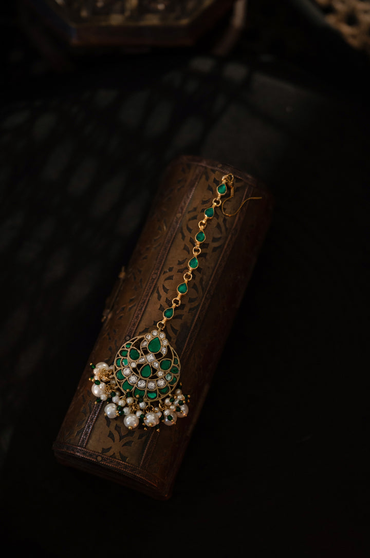 Surina Green Kundan Maangtikka