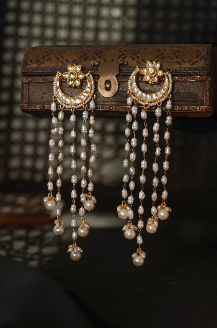 Shikha Kundan Pearls Earrings