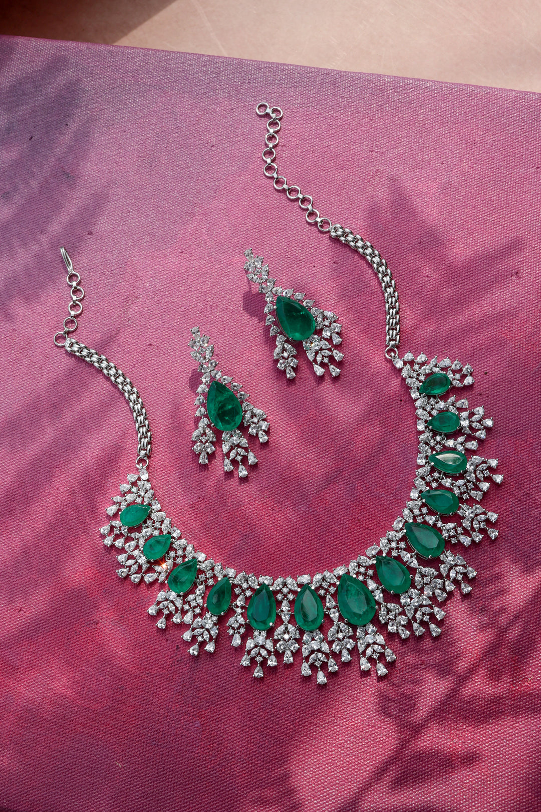 Valeria Green Necklace Set