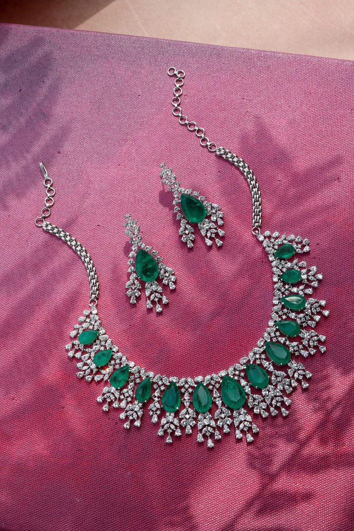 Valeria Green Necklace Set