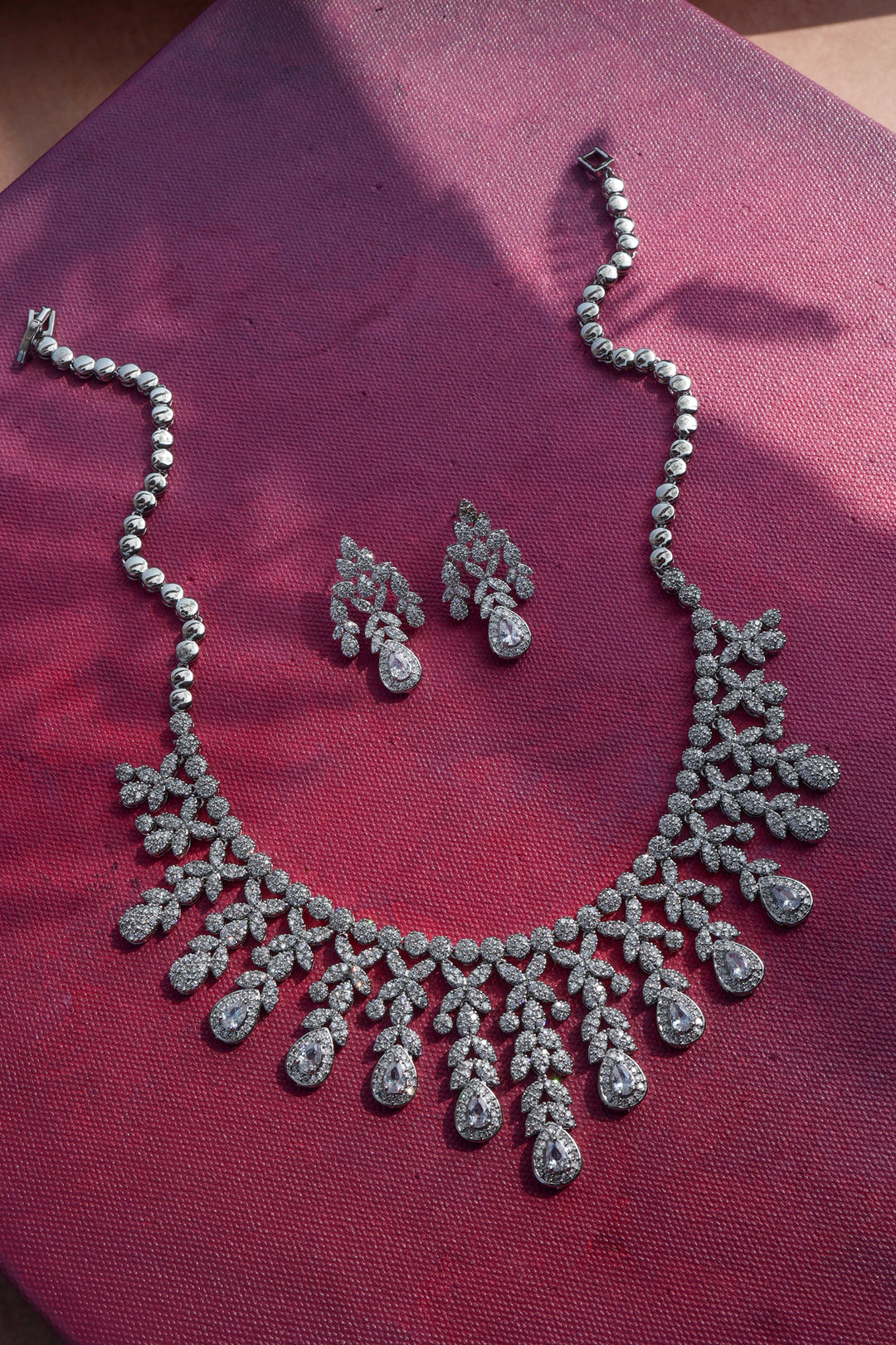 Ava Tear Drop Necklace Set