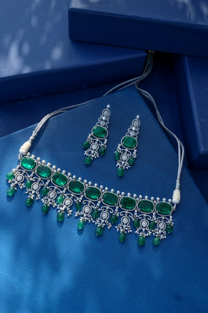 Artistry Green Choker Necklace Set
