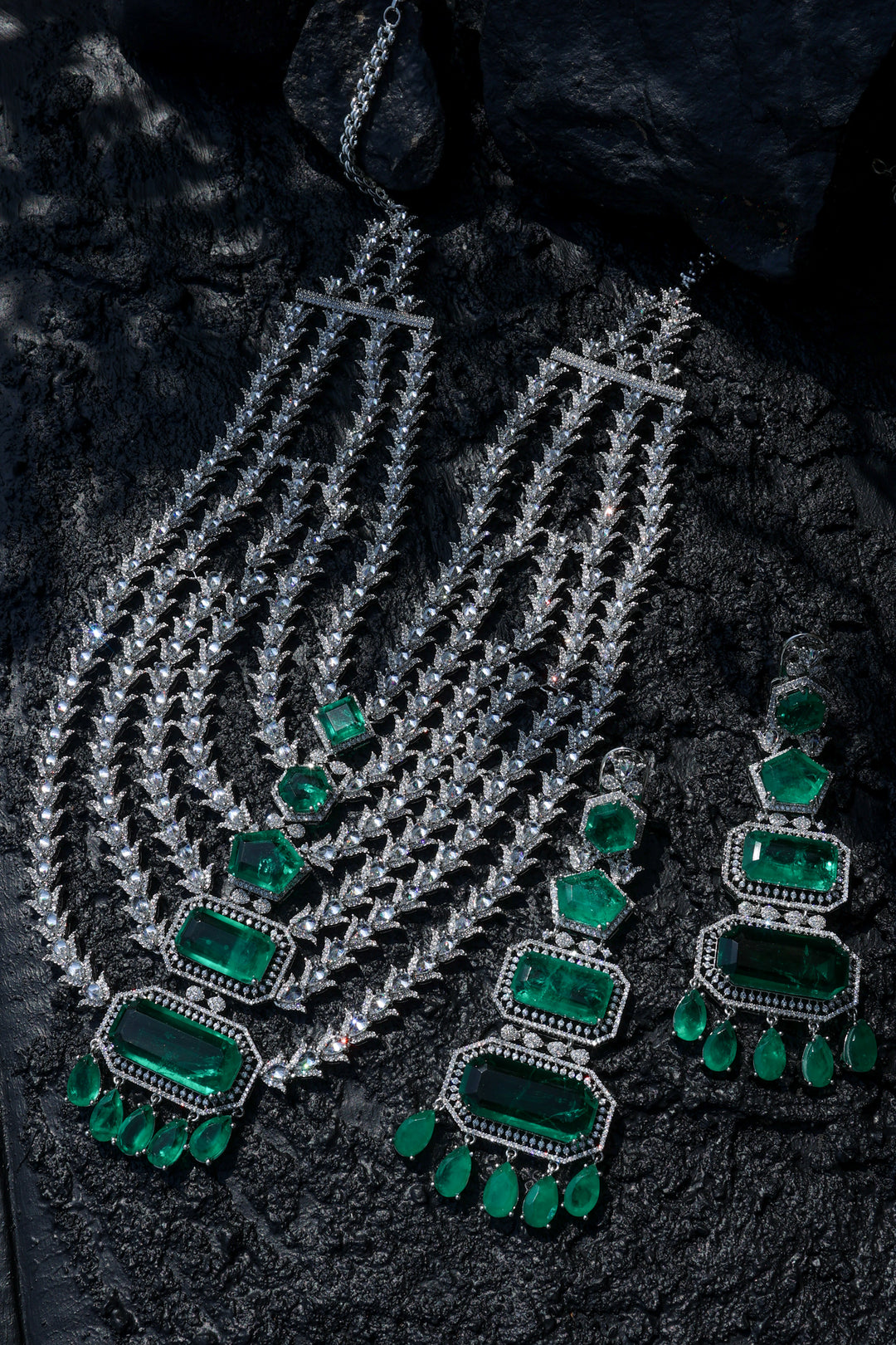 Oaklynn Layered Green Necklace Set