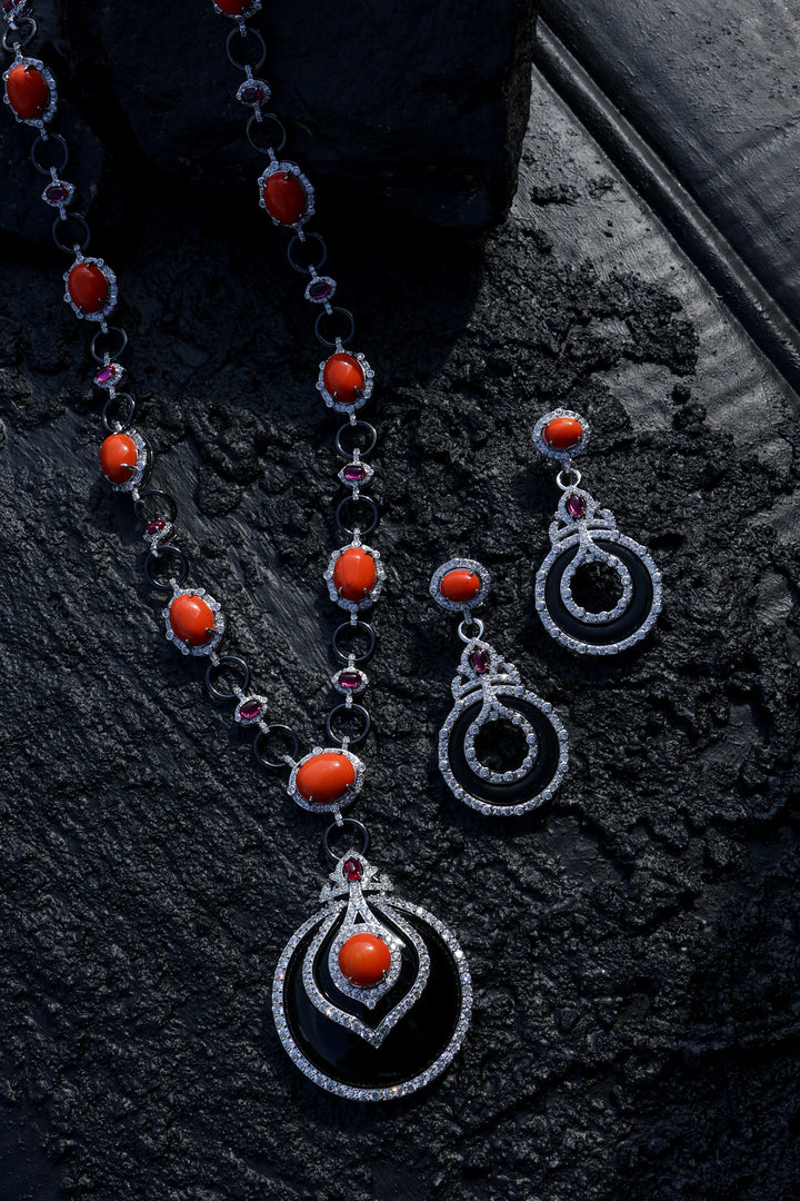 Amira Orange Necklace Set
