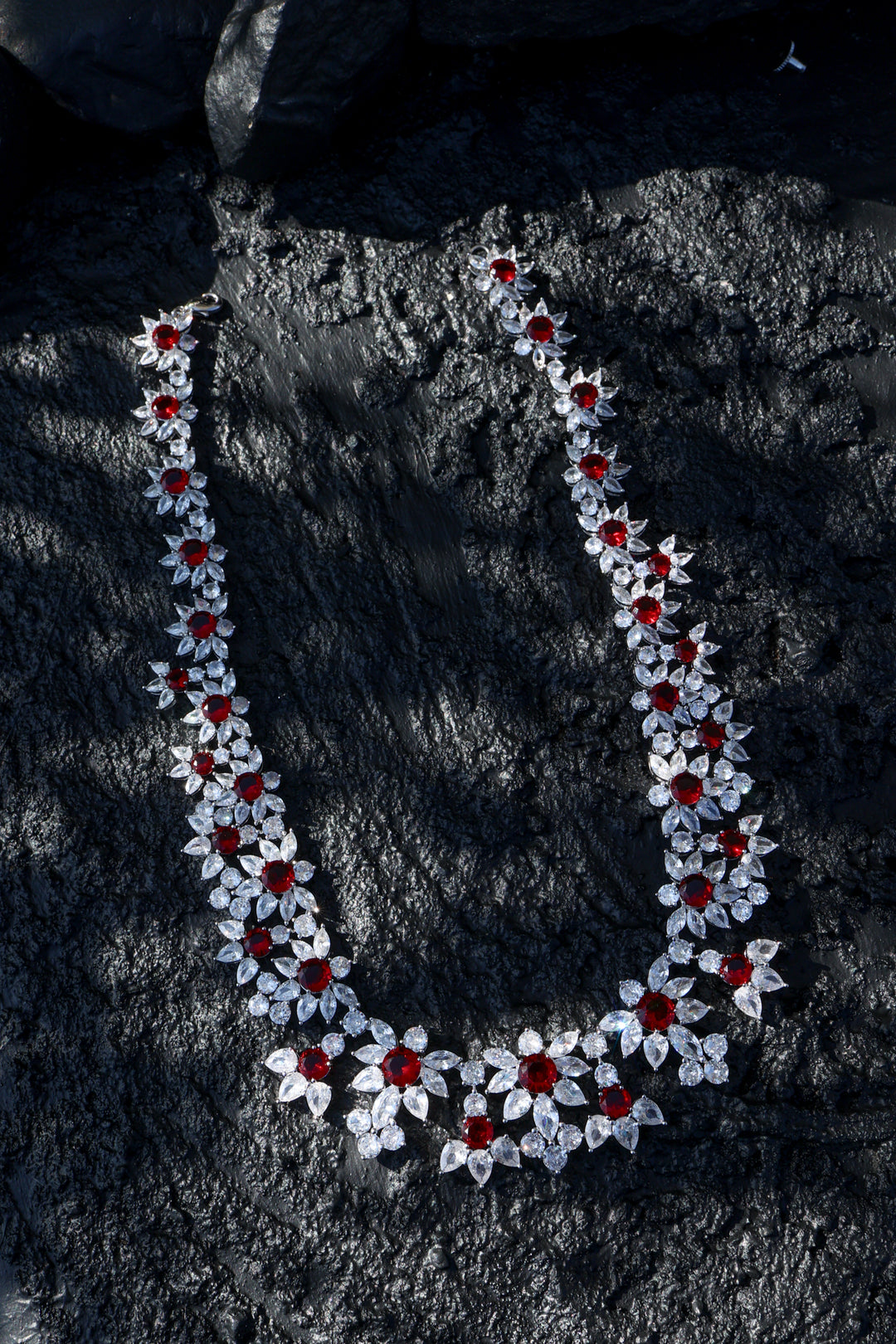 Elaine Red Necklace