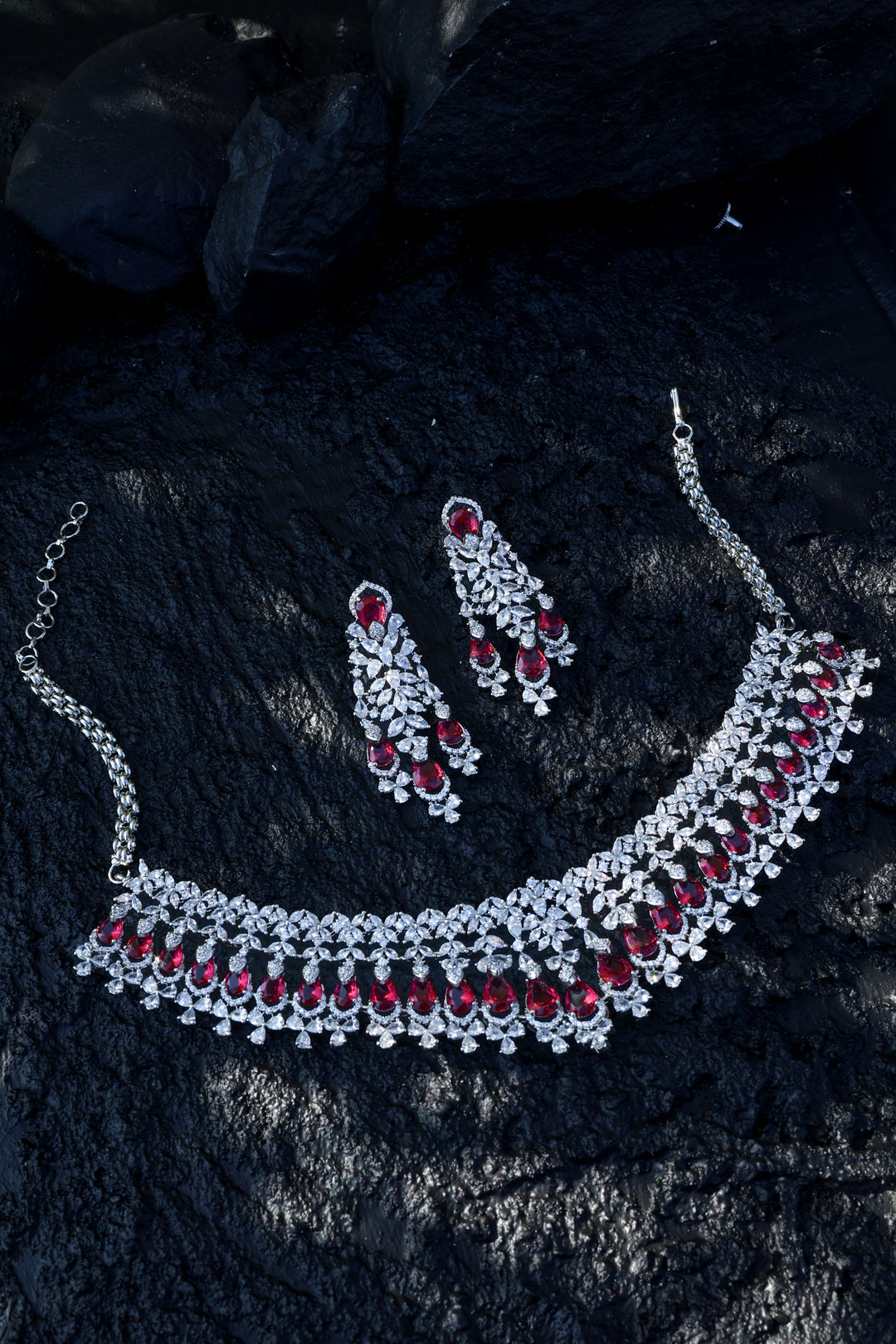 Haven Red Tear Drop Necklace Set