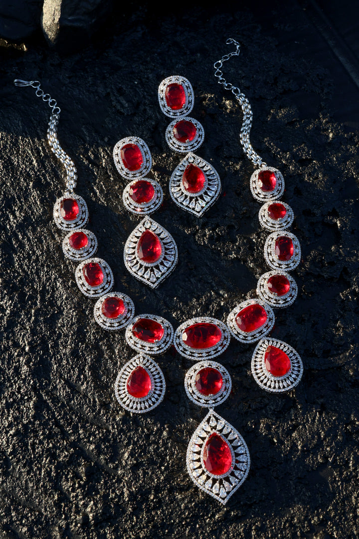 Molly Red Statement Necklace Set