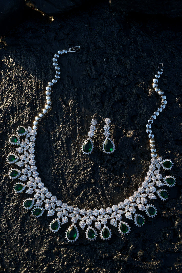 Lillian Green Necklace Set