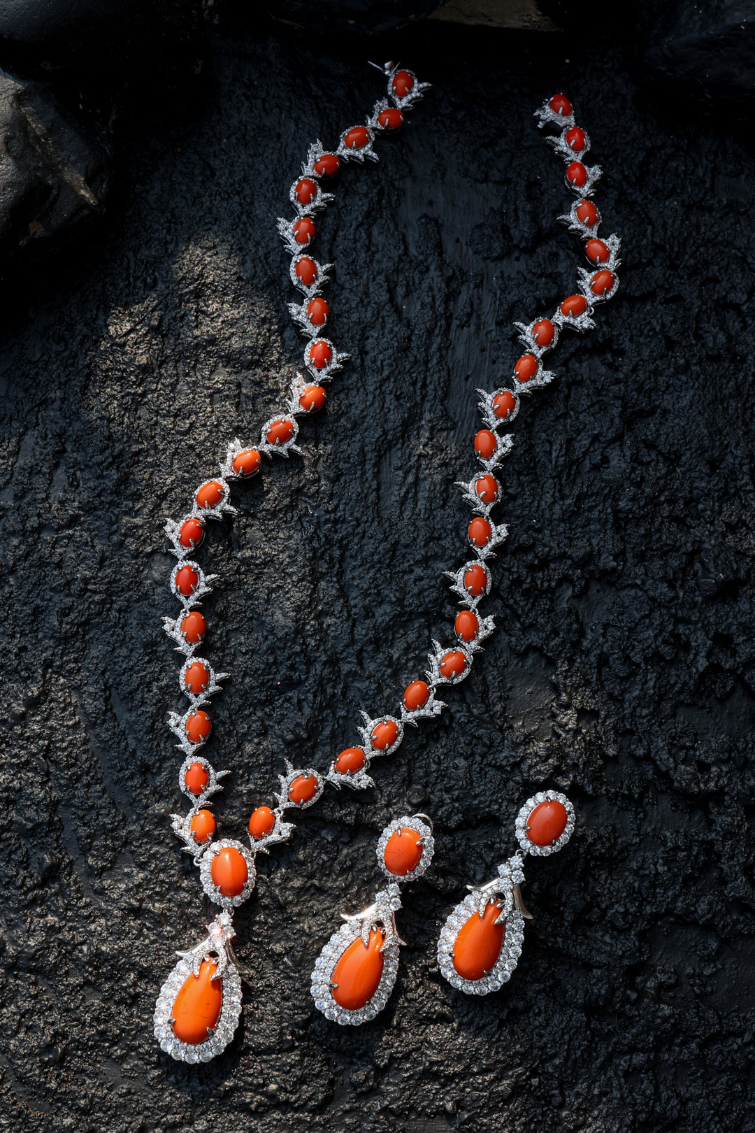 Edith Orange Pendant Necklace Set