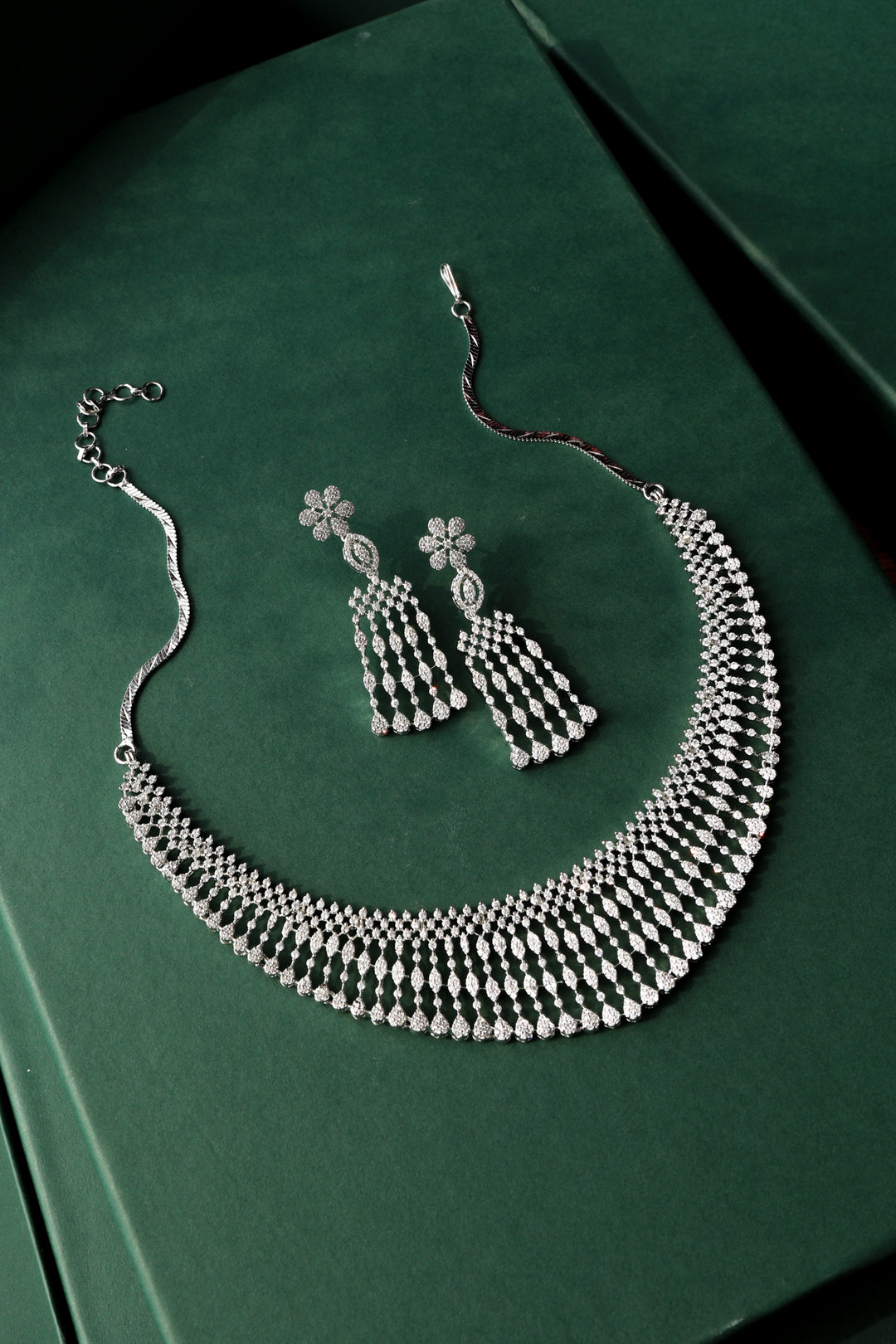 Annie Dainty Necklace Set