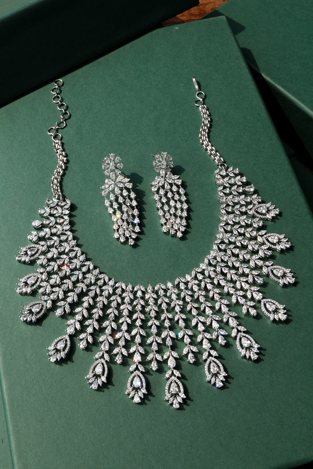 Lilah Statement Necklace Set