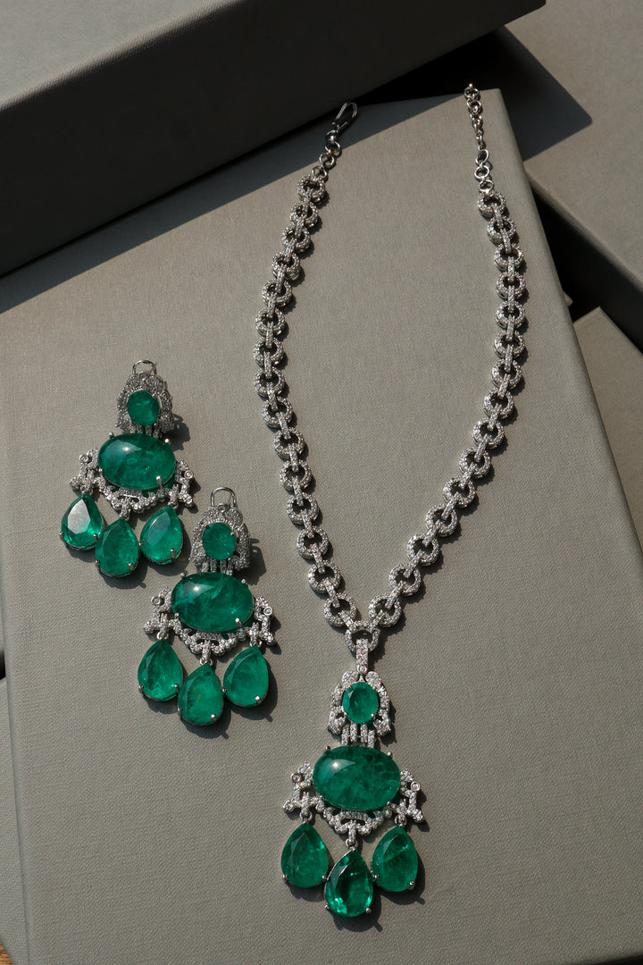 Anara Green Necklace Set
